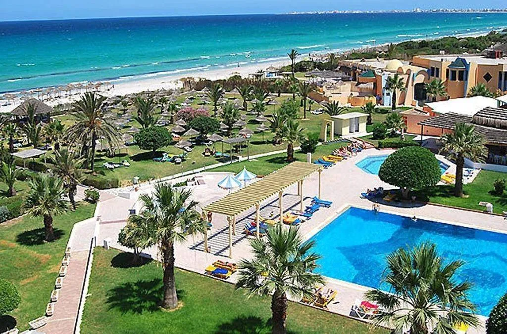 Thapsus Beach Resort